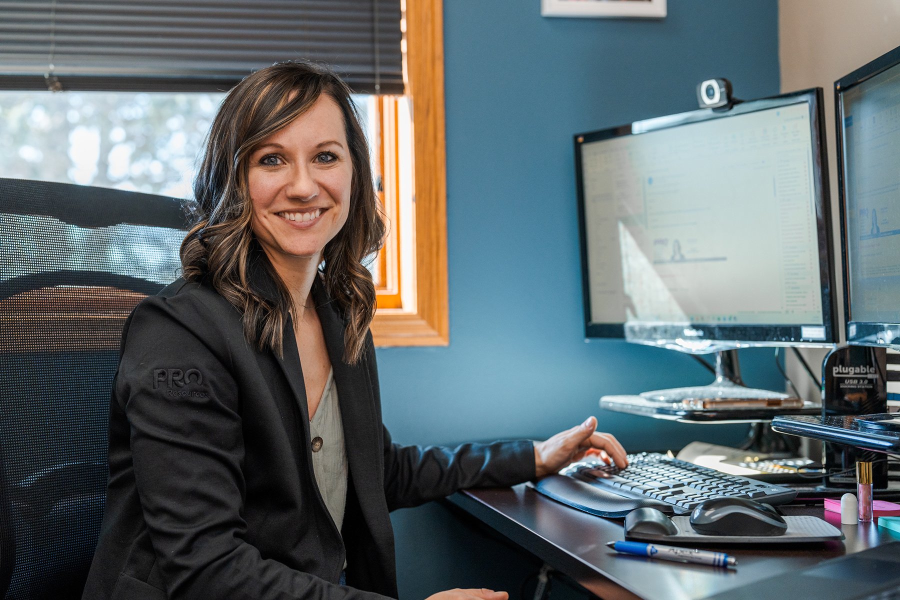 Stacey Seeger_Office Phot0